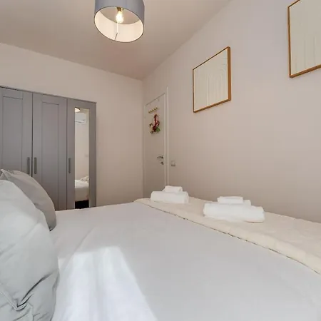 Veronetta Boutique With Ac Apartment *